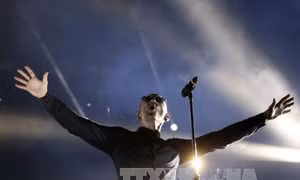 Linkin Park ra album tưởng nhớ giọng ca chính Chester Bennington