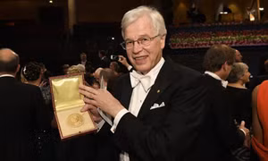 Giải Nobel Kinh tế 2017 tôn vinh 'cha đẻ' của lĩnh vực kinh tế học hành vi 
