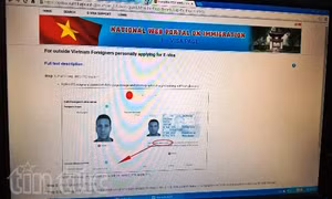 Có khó truy cập trang cấp thị thực điện tử?