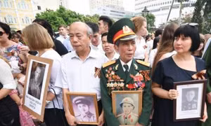 Tưởng niệm 'Binh đoàn bất tử' và cuộc diễu hành 'Trung đoàn bất tử'
