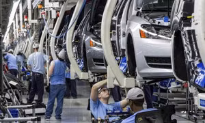 FBI bắt giám đốc Volkswagen trong bê bối khí thải