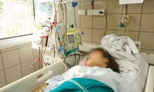 Uống rượu liên hoan cùng bạn bè, nữ sinh viên 24 tuổi hôn mê sâu 
