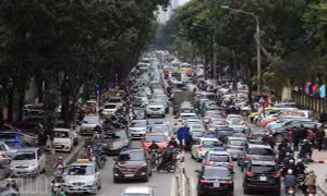 Giáp Tết, bệnh ùn tắc giao thông càng khó chữa