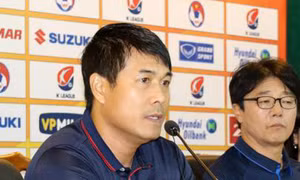 SEA Games 29: Thắng Philippines 4-0, HLV Hữu Thắng khen ngợi các tiền đạo