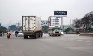 Kiên quyết từ chối phục vụ các phương tiện chạy ngược chiều trên cao tốc