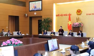 Chủ tịch Quốc hội gặp mặt Đoàn đại biểu công dân gương mẫu, tập thể kiểu mẫu 