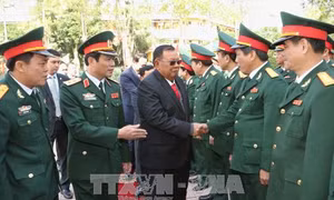 Tổng Bí thư, Chủ tịch nước Lào Bounnhang Vorachith thăm Quân khu 4 