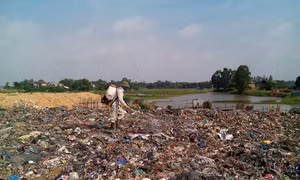 Nông thôn Vĩnh Phúc ngập trong rác thải