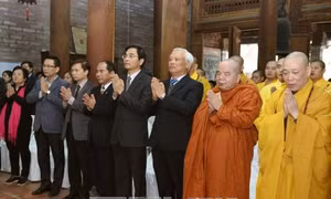 Tưởng niệm liệt sỹ và nạn nhân thiệt mạng do bom B52 năm 1972 