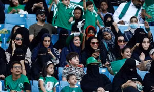 Saudi Arabia cho phép phụ nữ vào sân vận động xem thi đấu thể thao 