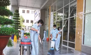Dịch vụ trang trí, sửa chữa nhà đắt khách dịp Tết