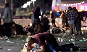 Giây phút cuối của nữ nạn nhân gốc Việt trong vụ xả súng kinh hoàng ở Las Vegas