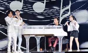 The Voice Kids: Soobin Hoàng Sơn 'thả thính', muốn đánh đàn cho Cát Tường hát dân ca