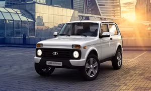 Lada tung xe SUV 4x4 giá chưa đầy 200 triệu đồng