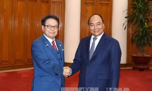 Thủ tướng tiếp Bộ trưởng Kinh tế, Thương mại và Công nghiệp Nhật Bản 