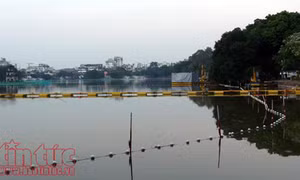 Đề xuất lắp thiết bị tách dầu mỡ làm sạch nước Hồ Gươm