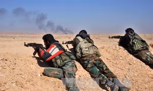 Quân đội Syria bao vây thị trấn Al-Qaryatayn bị IS tái chiếm