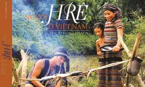 Ra mắt cuốn sách 'Người Hrê ở Việt Nam'