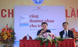 Tọa đàm ra mắt tập thơ ‘Rằng thương nhau cho trọn’