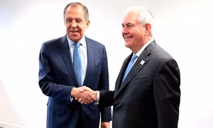 Ngoại trưởng Nga Lavrov hứa dạy người đồng cấp Mỹ Tillerson nhảy tango