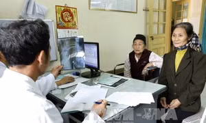 Có thể căn cứ thẻ Đảng viên để điều chỉnh ngày sinh trên thẻ bảo hiểm y tế 