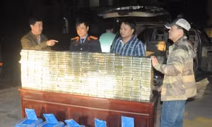 Trao thưởng Ban chuyên án thu giữ 300 bánh heroin 