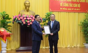 Quy định của Bộ Chính trị về luân chuyển cán bộ 