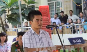 Tài xế xe tải cán chết thiếu tá công an lĩnh án 6 năm tù