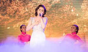 Giang Hồng Ngọc hát Bolero ngọt ngào, quyến rũ, liệu sẽ có một Lệ Quyên thứ hai? 