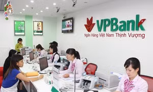 Ngân hàng giảm mạnh thủ tục hành chính cho khách hàng