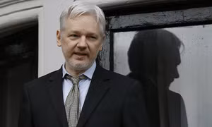 Tài khoản ông trùm WikiLeaks bất ngờ 'bốc hơi' trên Twitter