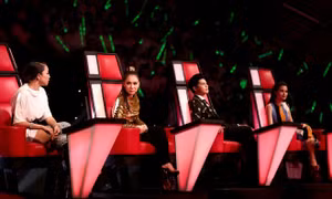 The Voice: 'Nổi da gà' với màn song đấu của cặp đôi học trò Thu Minh