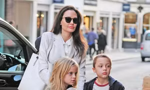Angelina Jolie rạng rỡ 'như chưa hề có cuộc chia ly'