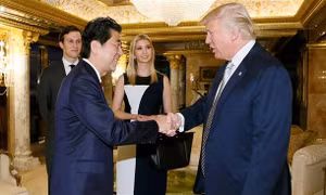 Ông Trump sẽ biến chiến lược xoay trục sang châu Á của Mỹ thành hiện thực