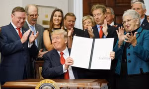 Mỹ: Nỗ lực hủy bỏ Obamacare tiếp tục gặp rào cản pháp lý