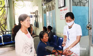  Các phòng khám đa khoa khu vực TP Nha Trang quá tải, xuống cấp 