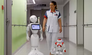 Người máy đầu tiên vượt qua kỳ thi cấp phép hành nghề y, sẽ có robot 'bác sĩ'? 