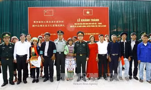 Tăng cường quan hệ đoàn kết nhân dân và quân đội vùng biên giới Việt - Trung