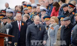 Tổng thống Nga Vladimir Putin nêu bật bài học lịch sử của Ngày Chiến thắng