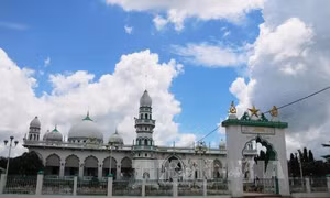 Đồng bào Chăm An Giang đón mừng Tháng ăn chay Ramadan