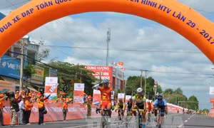 Trần Nguyễn Duy Nhân về nhất chặng 2 trong cuộc đua xe đạp toàn quốc
