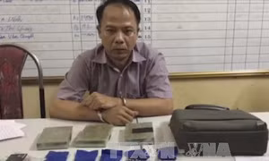 Sơn La: Bắt đối tượng vận chuyển 3 bánh heroin, 900 viên ma túy tổng hợp
