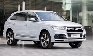 Audi Việt Nam tiếp tục bàn giao 258 xe phục vụ APEC 2017 