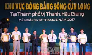 Bế mạc Liên hoan âm nhạc khu vực Đồng bằng sông Cửu Long