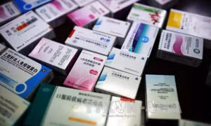 Trung Quốc siết chặt quy định về an toàn thực phẩm và dược phẩm