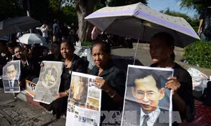 Thái Lan tưởng nhớ Nhà Vua Bhumibol Adulyadej
