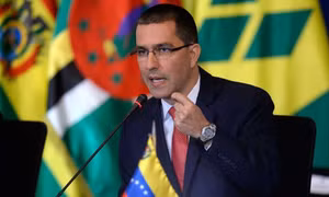 Venezuela bác bỏ đe dọa sử dụng 'vũ lực' của Mỹ 