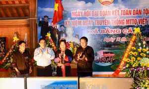 Đồng chí Phạm Minh Chính dự Ngày hội Đại đoàn kết toàn dân tộc tại Quảng Ninh