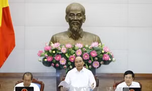 Thủ tướng: Cần quyết liệt chỉ đạo bảo đảm đạt mục tiêu tăng trưởng GDP 6,7% năm 2017 