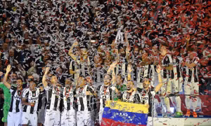 Juventus vô địch Coppa Italia, sống lại giấc mơ cú ăn ba